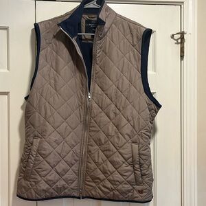 Southern Marsh quilted men’s vest size L
